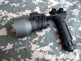 Tactical Foregrip Weaponlight Xenon 550 Lumens BIG HEAD